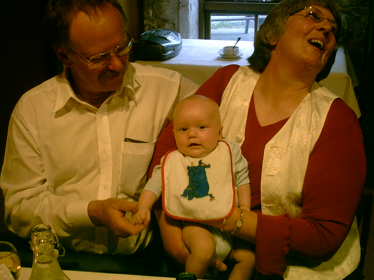 Kiesanowski and Kerdemelidis wedding trip/4_Breakfast/IMG00015.JPG